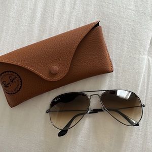 Ray Ban Aviator Sunglasses